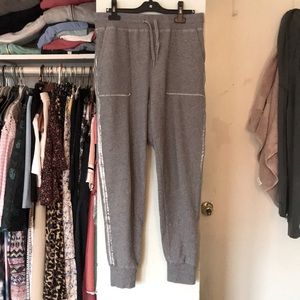Splendid gray joggers size medium